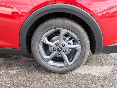 New 2025 Kia K4 LXS image 26