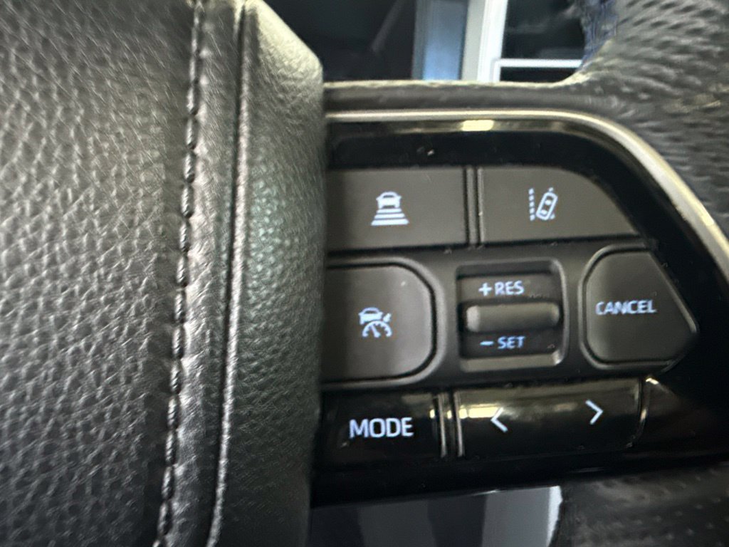 Used 2024 Toyota Tundra Platinum w/ TRD Off-Road Package AWD/4WD image 11