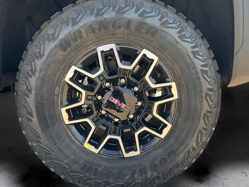 New 2026 GMC Sierra 2500 AT4X AWD/4WD image 25