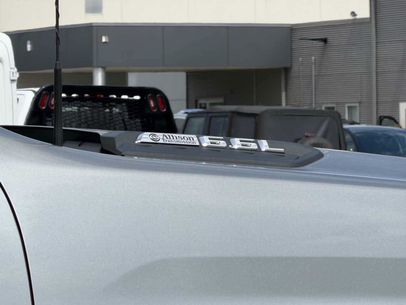 Used 2025 Chevrolet Silverado 2500 Custom AWD/4WD image 8