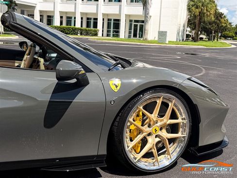 Used 2022 Ferrari F8 Tributo RWD image 62