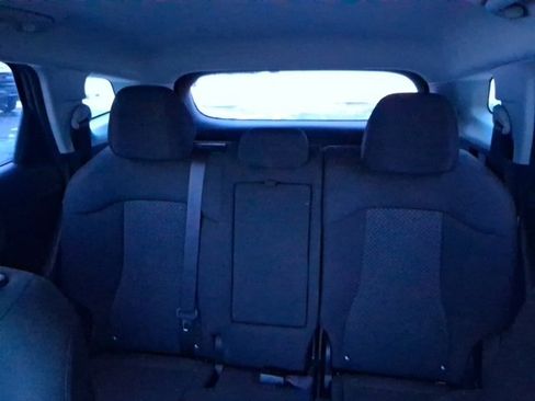 Used 2024 Kia Sportage LX image 14