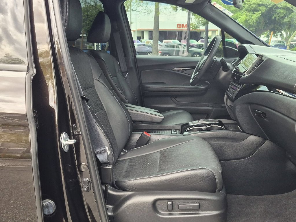 Used 2021 Honda Passport Elite image 31