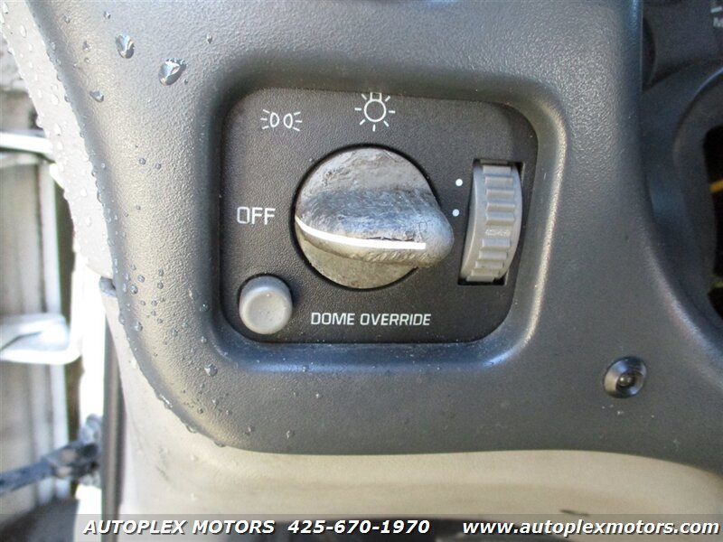 Used 1998 GMC Savana 1500 RWD image 24