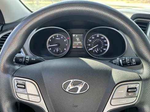 Used 2018 Hyundai Santa Fe Sport image 28