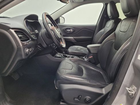 Used 2020 Jeep Cherokee Limited FWD image 17