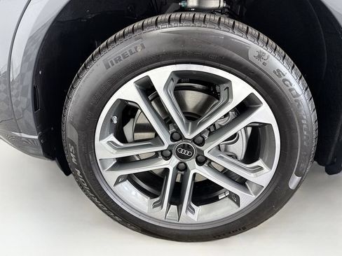 Certified 2025 Audi Q5 Premium Plus w/ Premium Plus AWD/4WD image 30