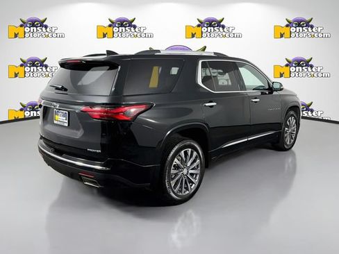 Used 2023 Chevrolet Traverse Premier AWD/4WD image 5
