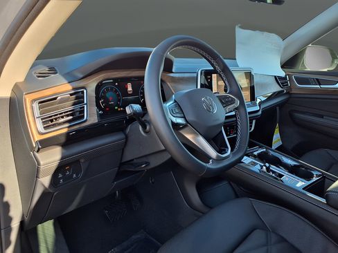 New 2026 Volkswagen Atlas SE AWD/4WD image 9