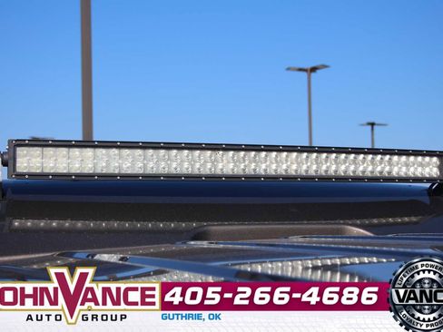 Used 2015 GMC Sierra 2500 Denali w/ Duramax Plus Package image 3