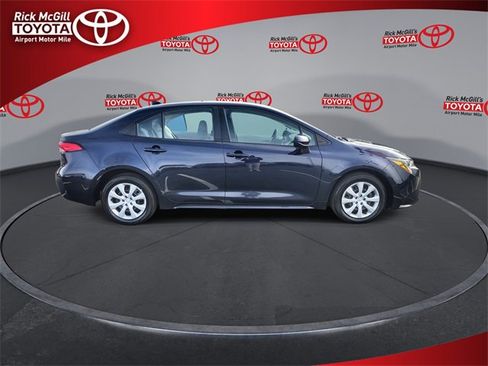 Used 2024 Toyota Corolla LE image 9
