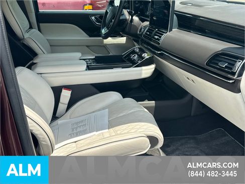 Used 2024 Lincoln Navigator L Black Label AWD/4WD image 15