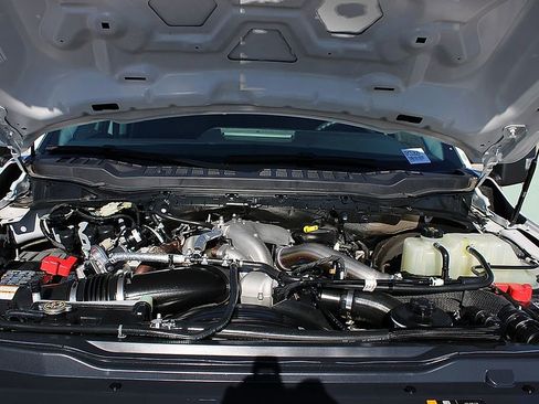 Used 2025 Ford F250 XLT image 14