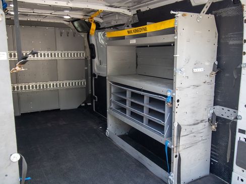 Used 2020 Ford Transit 250 Low Roof w/ Load Area Protection Package RWD image 33