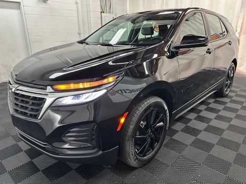 Used 2024 Chevrolet Equinox LS w/ Midnight Edition AWD/4WD image 4