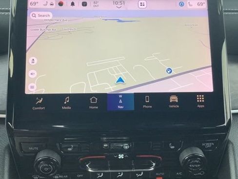 Certified 2023 Jeep Grand Cherokee L Limited AWD/4WD image 30