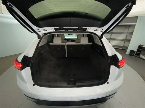 Used 2023 Buick Envision Essence image 23