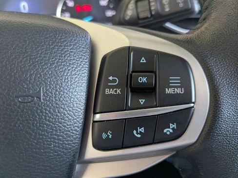 Used 2023 Ford Explorer XLT w/ Equipment Group 202A AWD/4WD image 22