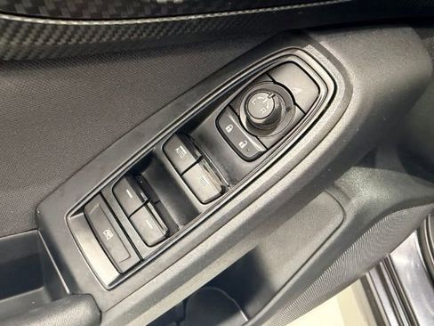 Used 2019 Subaru Crosstrek 2.0i Premium w/ Eyesight System image 34