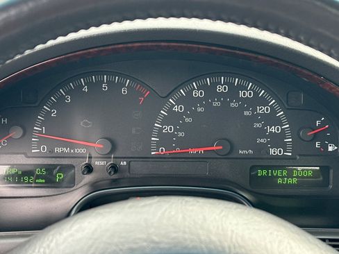 Used 2002 Lincoln LS image 36