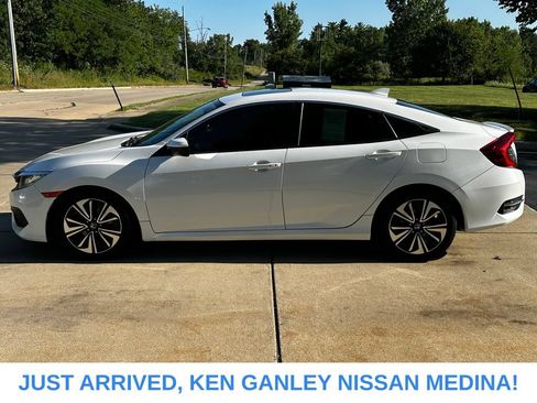 Used 2017 Honda Civic EX-T image 6