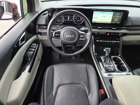 Used 2022 Kia Carnival SX image 29