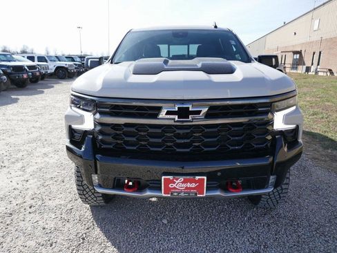 New 2026 Chevrolet Silverado 1500 ZR2 w/ LPO, Dark Essentials Package image 9