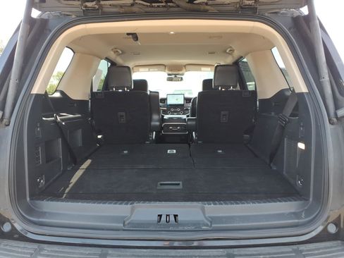Used 2024 Ford Expedition XLT AWD/4WD image 15