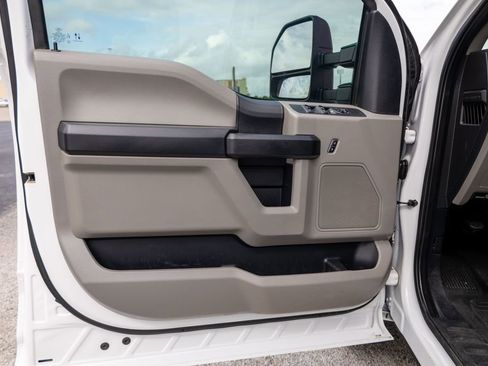 Used 2019 Ford F350 XL w/ Power Equipment Group RWD image 18