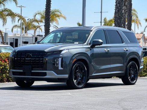 Used 2024 Hyundai Palisade Limited FWD image 8