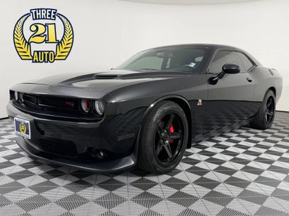 Used 2018 Dodge Challenger R/T Scat Pack w/ Leather Interior Group