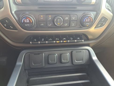 Used 2017 GMC Sierra 1500 Denali w/ Denali Ultimate Package AWD/4WD image 15
