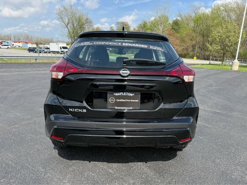 Used 2025 Nissan Kicks Play S image 6