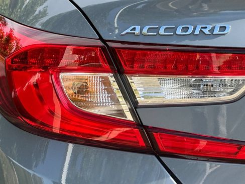 Used 2022 Honda Accord Sport image 46