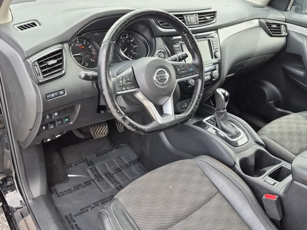 Used 2020 Nissan Rogue Sport SV w/ Technology Package AWD/4WD image 11