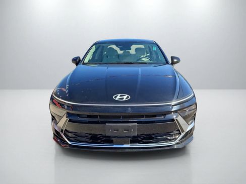 Used 2025 Hyundai Sonata SEL FWD image 4
