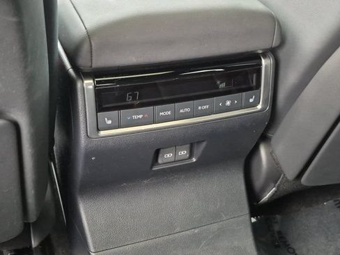 Used 2024 Lexus GX 550 w/ Accessory Package (2T) AWD/4WD image 29