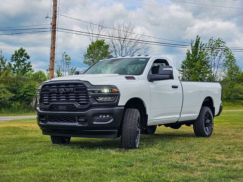 New 2026 RAM 3500 Tradesman AWD/4WD image 9