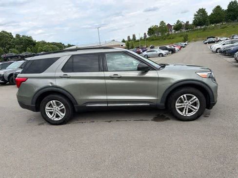 Used 2020 Ford Explorer XLT w/ Equipment Group 202A AWD/4WD image 6