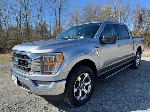 Used 2021 Ford F150 XLT w/ Equipment Group 302A High image 3