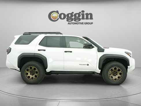 New 2026 Toyota 4Runner Trailhunter AWD/4WD image 22