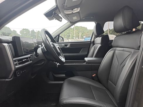 Used 2025 Hyundai Santa Fe SEL AWD/4WD image 5