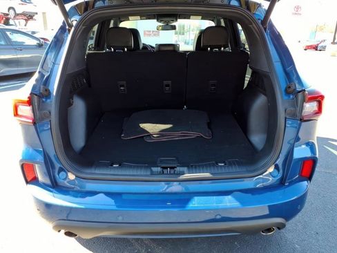 Used 2023 Ford Escape ST-Line Elite image 11