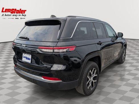Used 2023 Jeep Grand Cherokee Limited AWD/4WD image 6