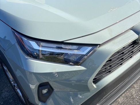 Used 2023 Toyota RAV4 XLE Premium image 16