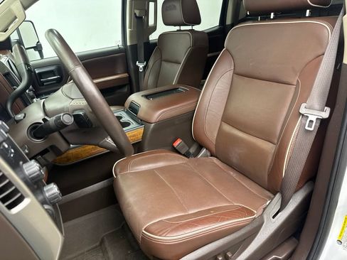 Used 2016 Chevrolet Silverado 2500 High Country AWD/4WD image 19