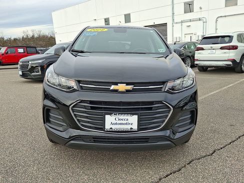 Used 2022 Chevrolet Trax LS w/ Tint and Cruise Package image 6