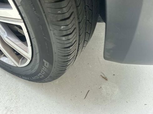 Used 2020 Cadillac XT4 Sport w/ Driver Assist Package image 9