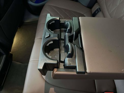 Used 2023 BMW X6 xDrive40i w/ M Sport Package image 12