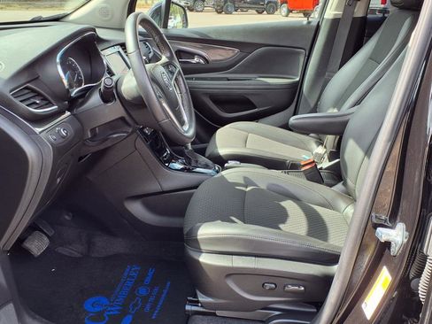 Used 2022 Buick Encore Preferred w/ Safety Package image 10